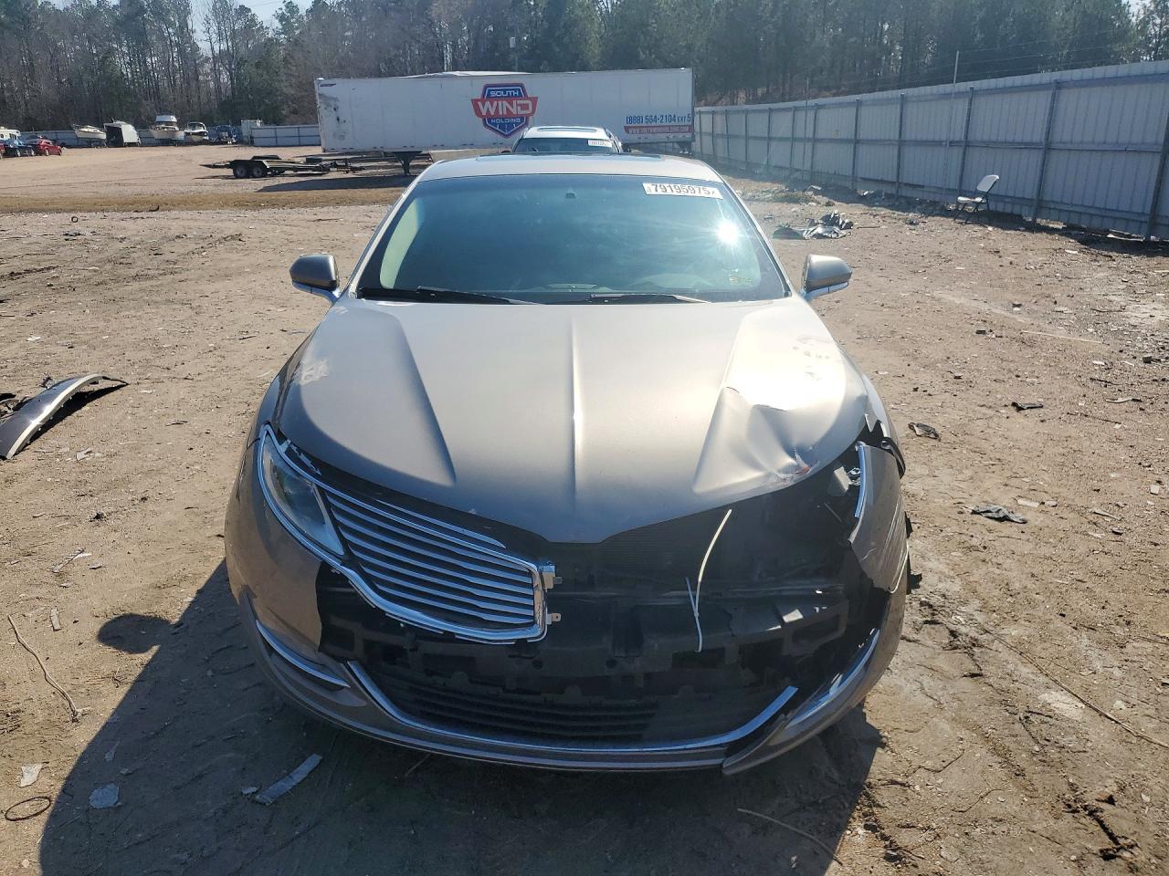 2016 LINCOLN MKZ photo 13