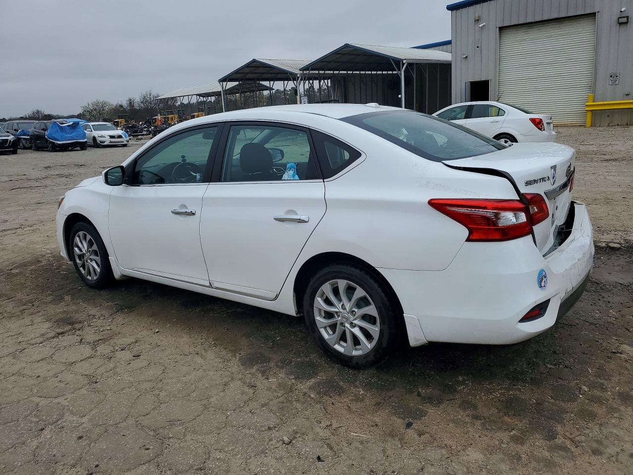 2018 NISSAN SENTRA SV photo 2