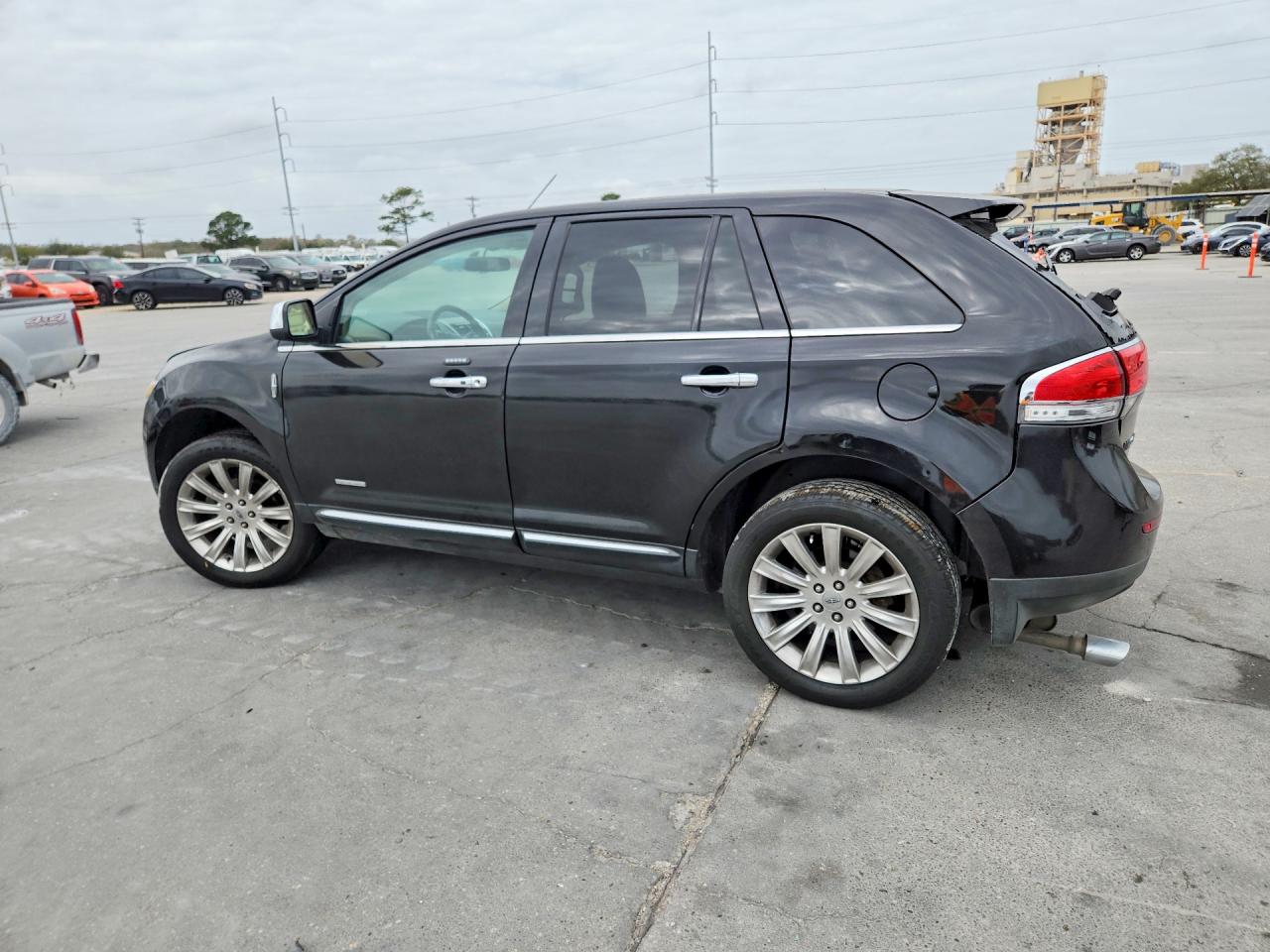 2011 LINCOLN MKX photo 2