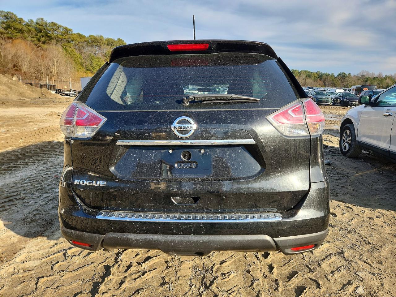 2016 NISSAN ROGUE S photo 6