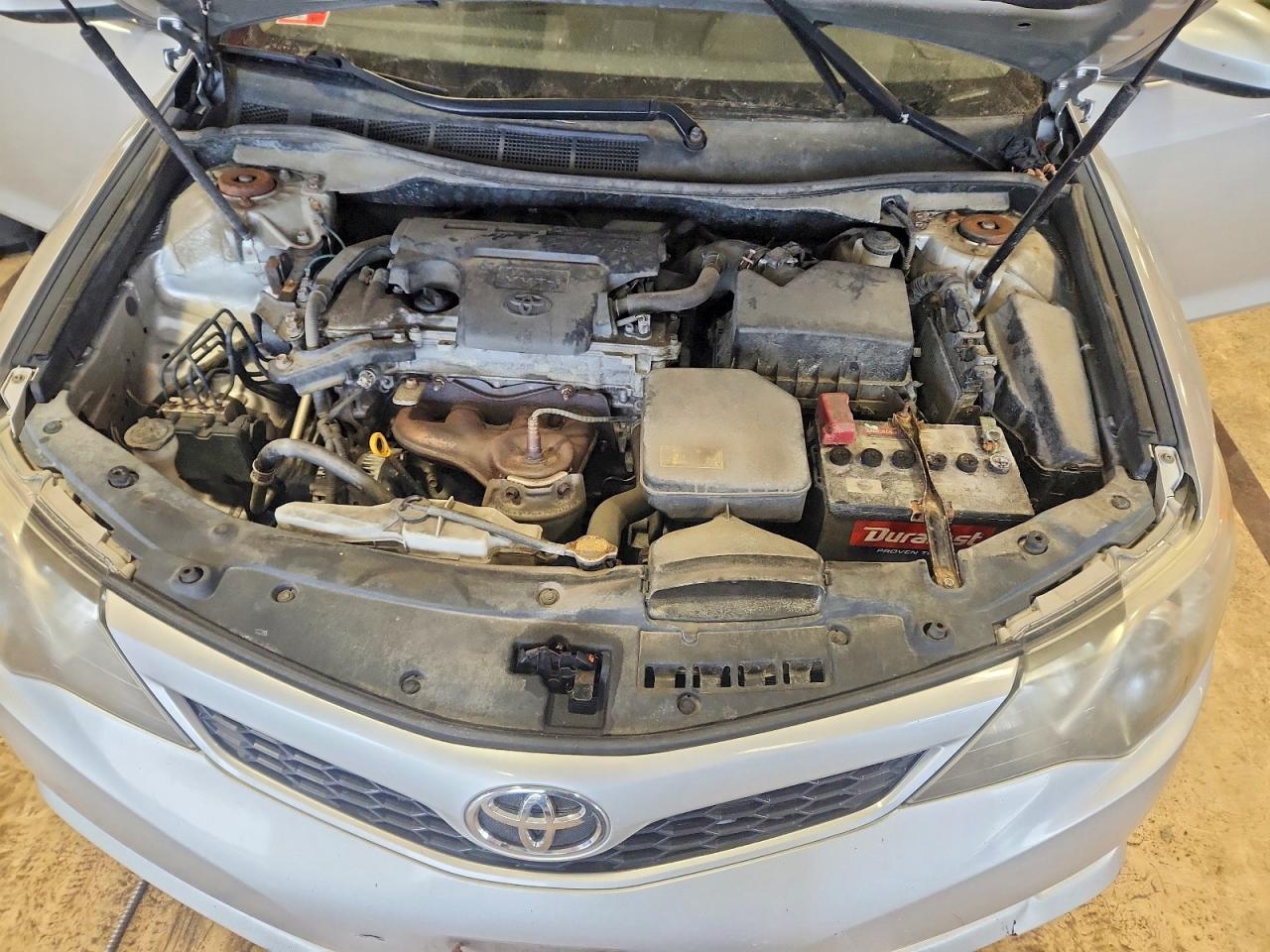 2012 TOYOTA CAMRY SE photo 21