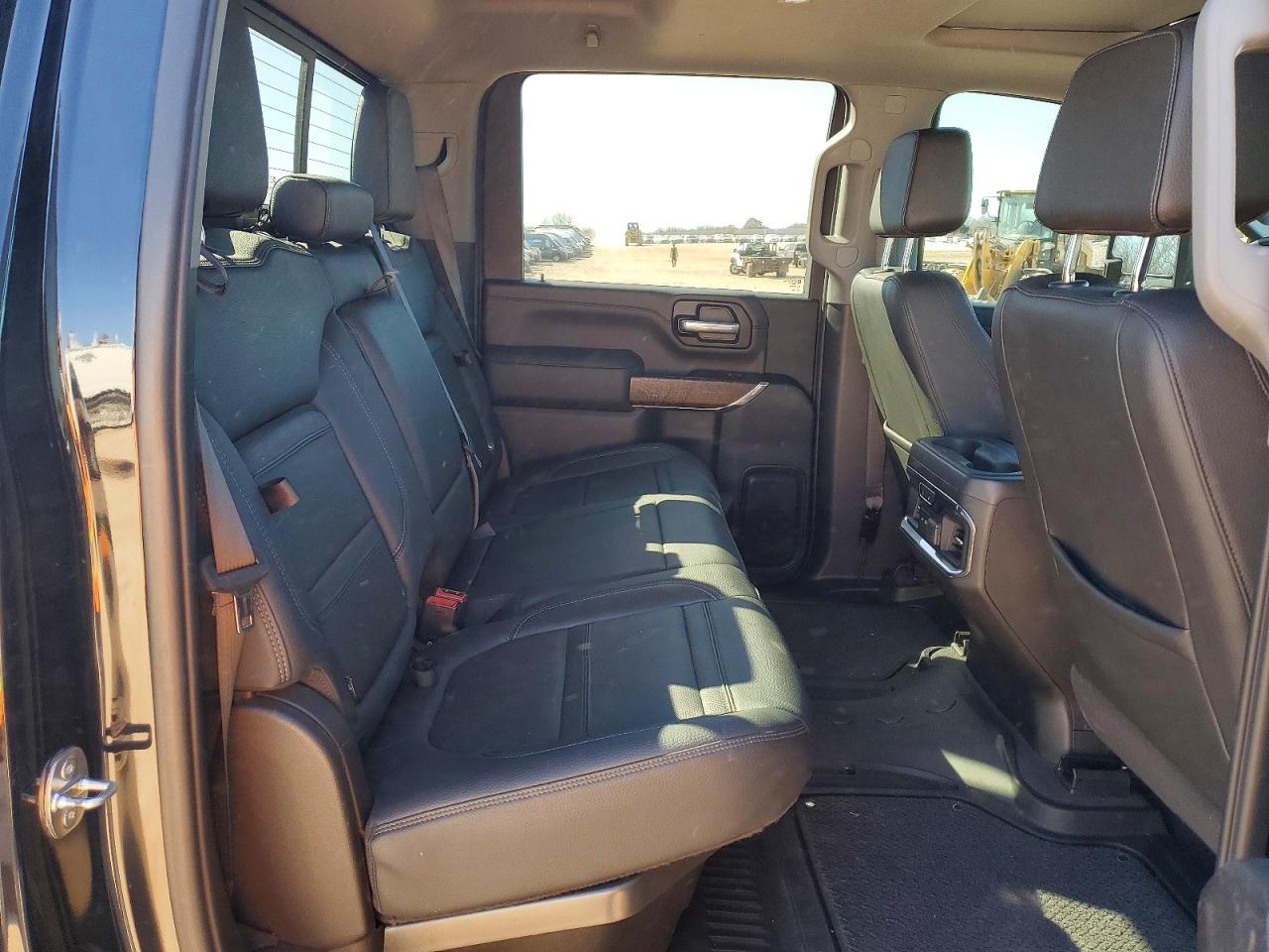 2021 GMC SIERRA K3500 DENALI photo 19
