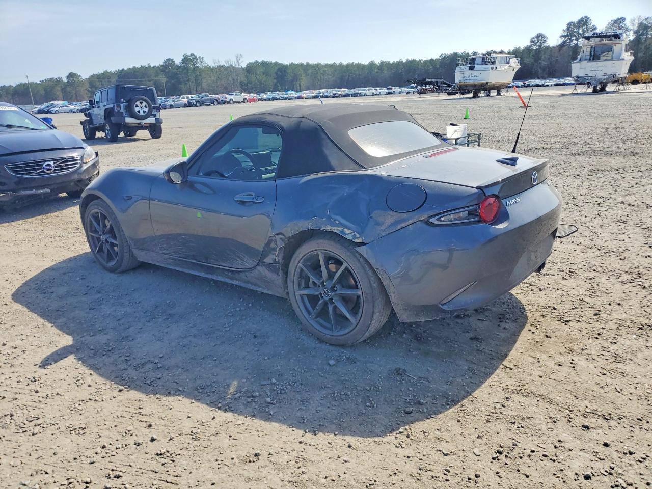 2016 MAZDA MX-5 MIATA CLUB photo 2