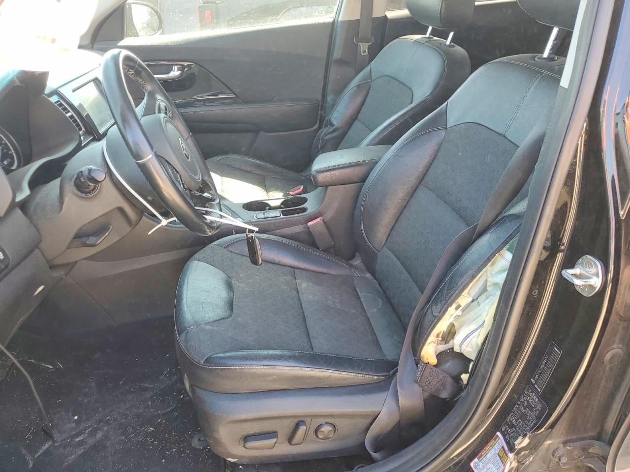 2019 KIA NIRO S TOURING photo 13