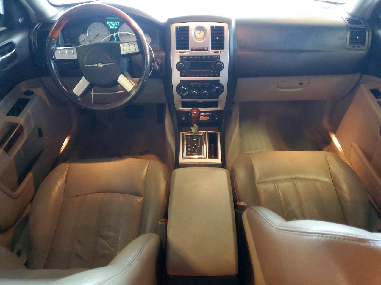 2006 CHRYSLER 300C photo 8