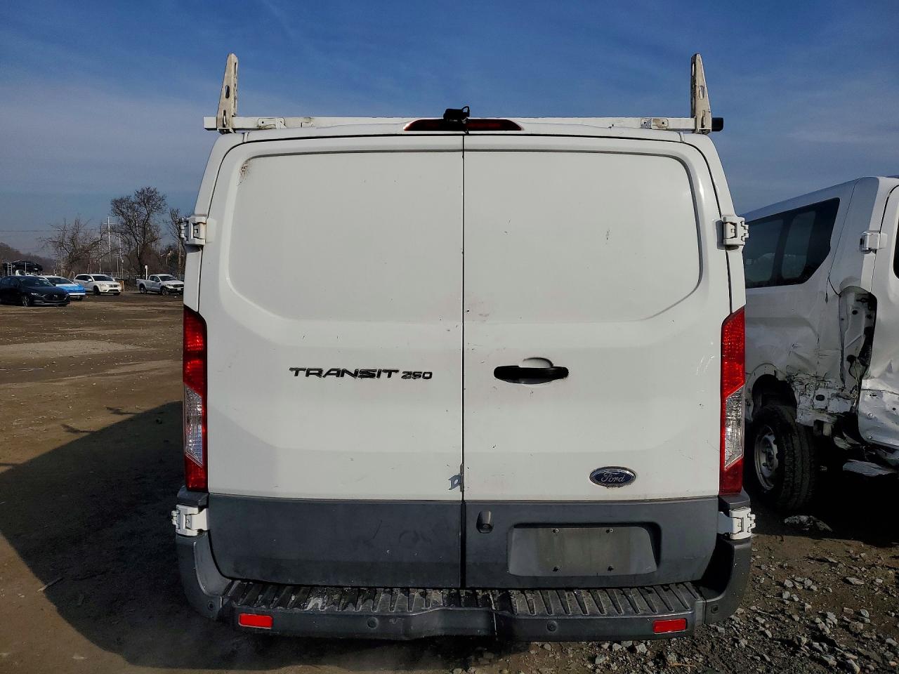 2016 FORD TRANSIT 250 UTILITY / SERVICE VAN photo 6