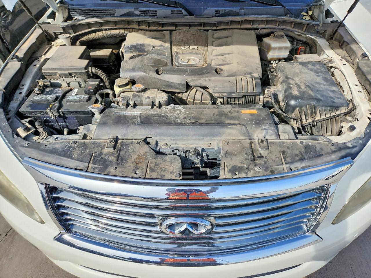 2013 INFINITI QX56 BASE photo 23