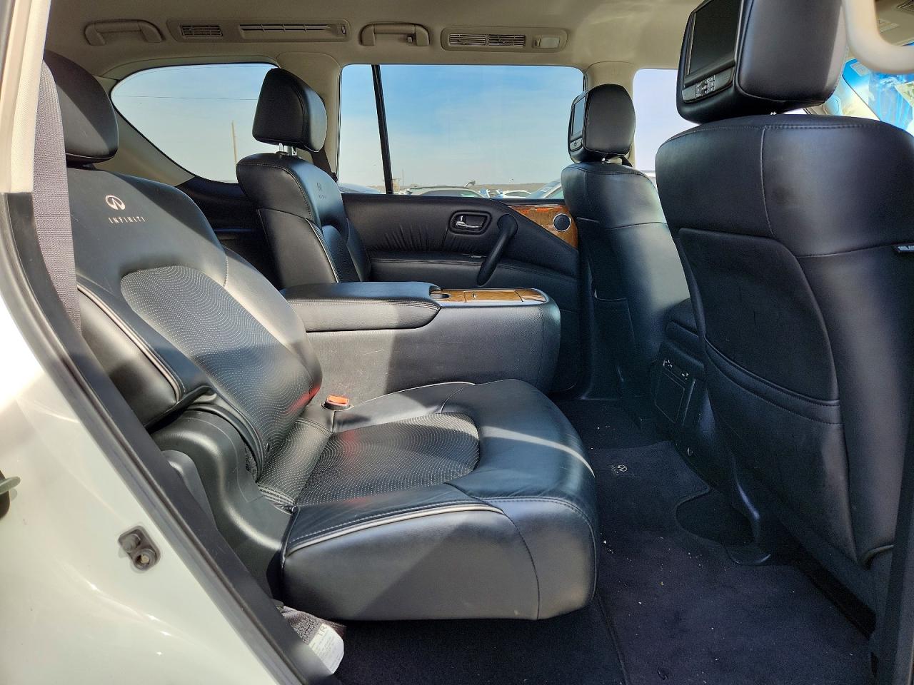 2013 INFINITI QX56 BASE photo 21