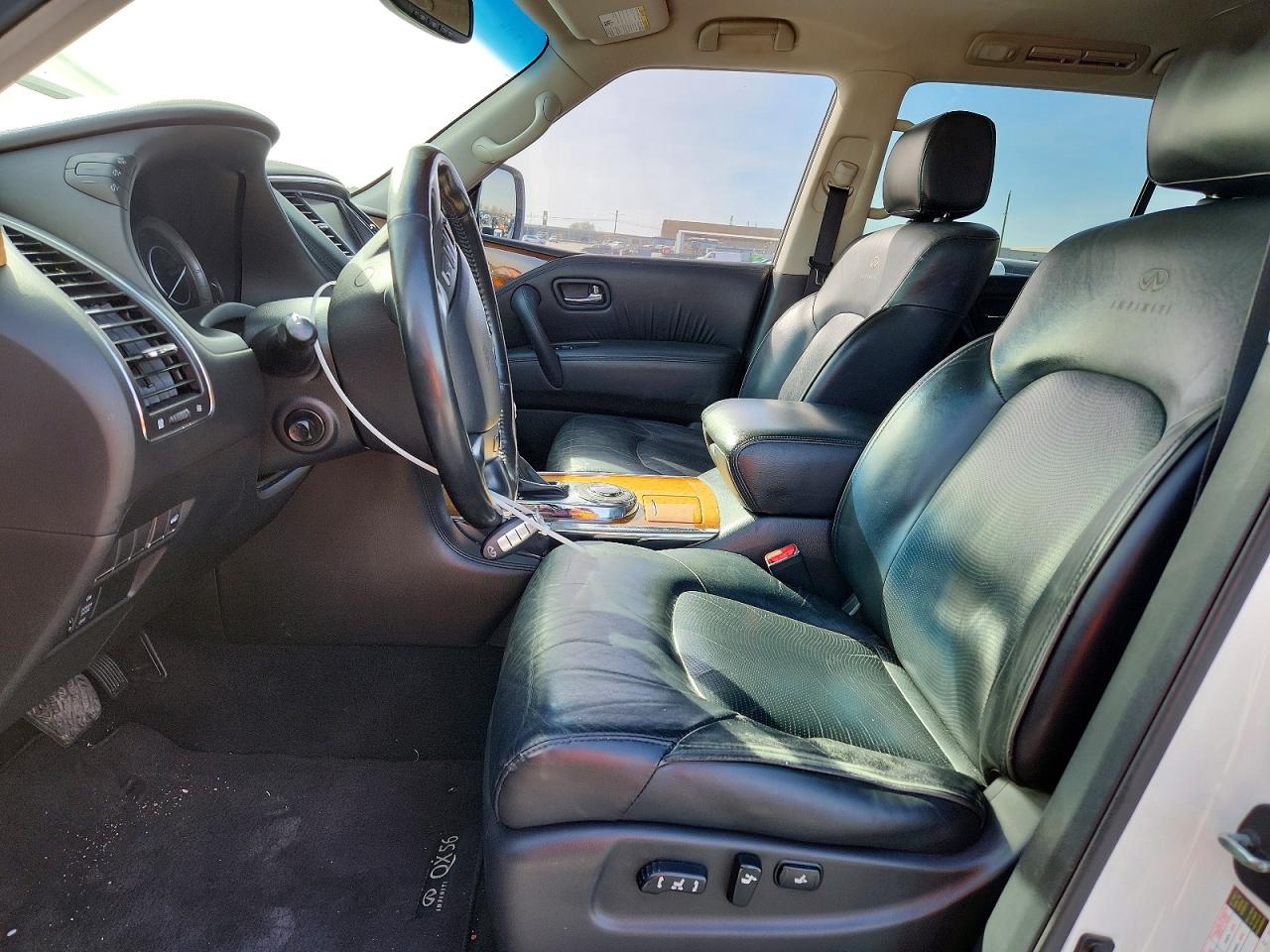 2013 INFINITI QX56 BASE photo 13