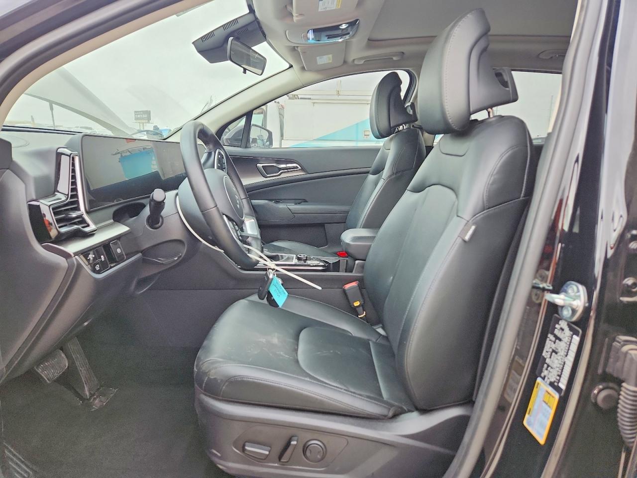 2025 KIA SPORTAGE EX photo 13