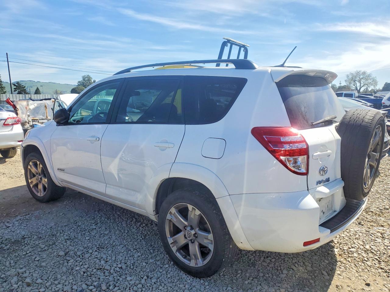 2011 TOYOTA RAV4 SPORT photo 3