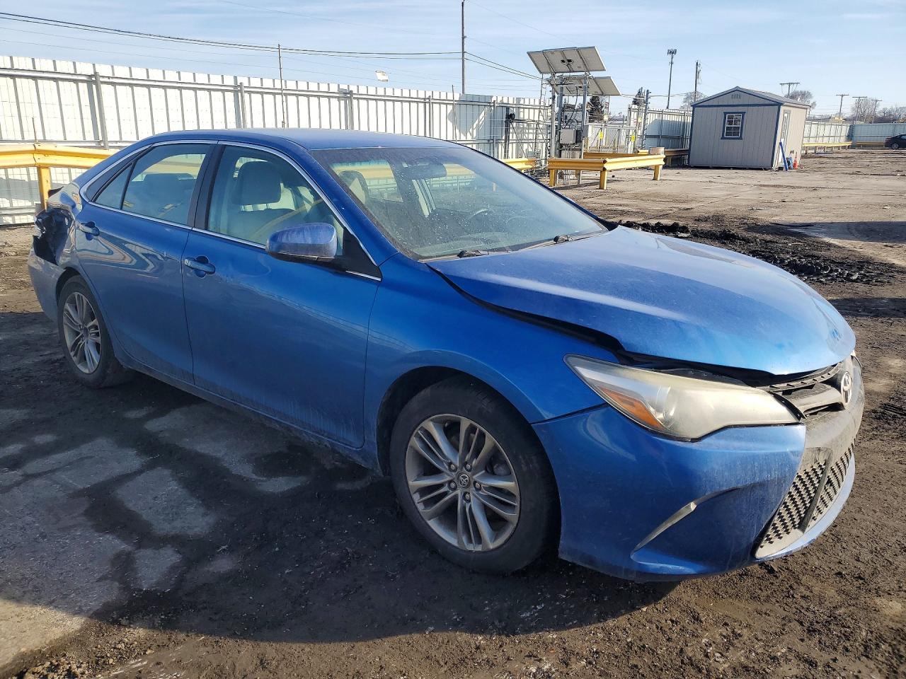 2017 TOYOTA CAMRY SE photo 10