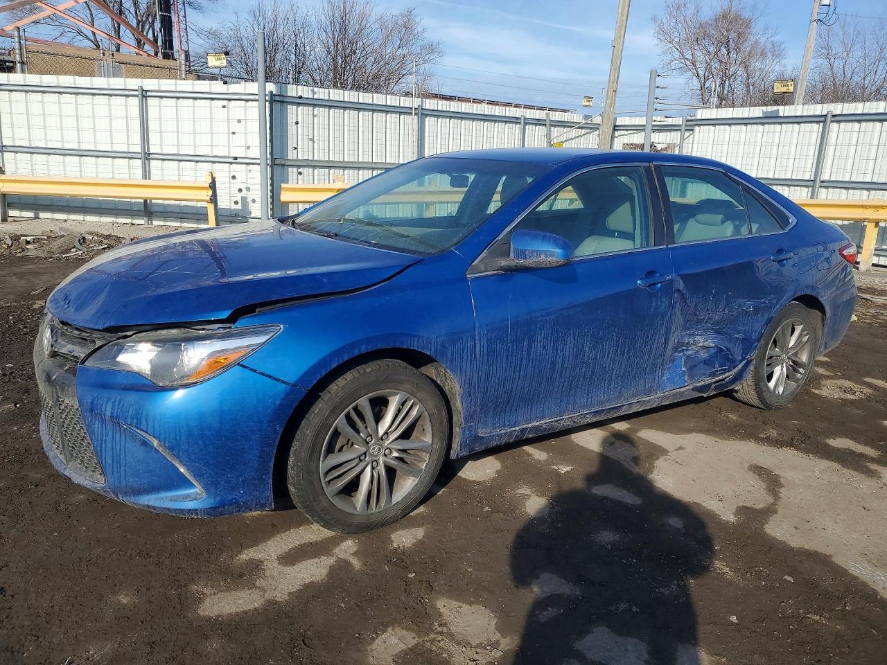 2017 TOYOTA CAMRY