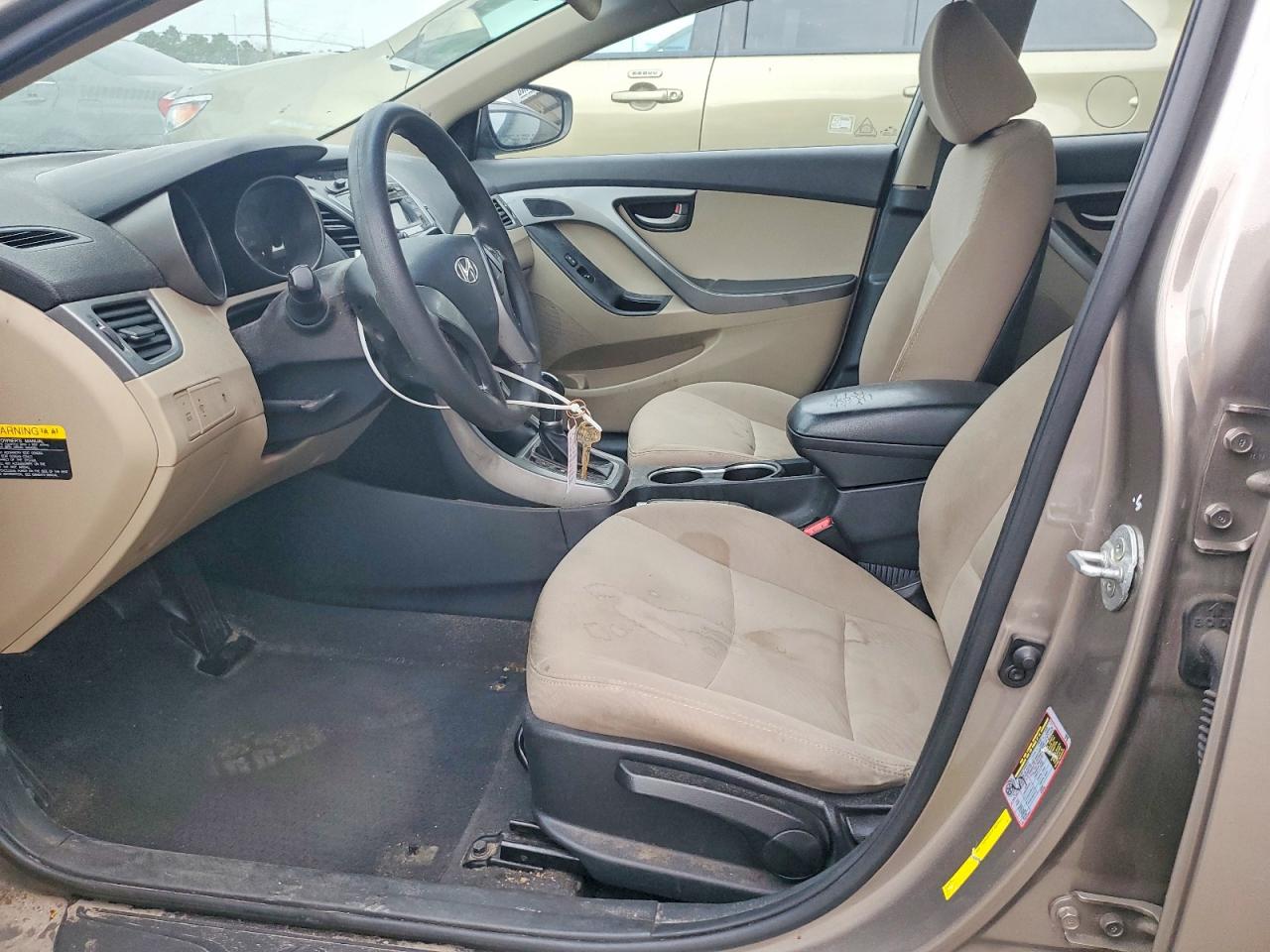 2016 HYUNDAI ELANTRA SE photo 13