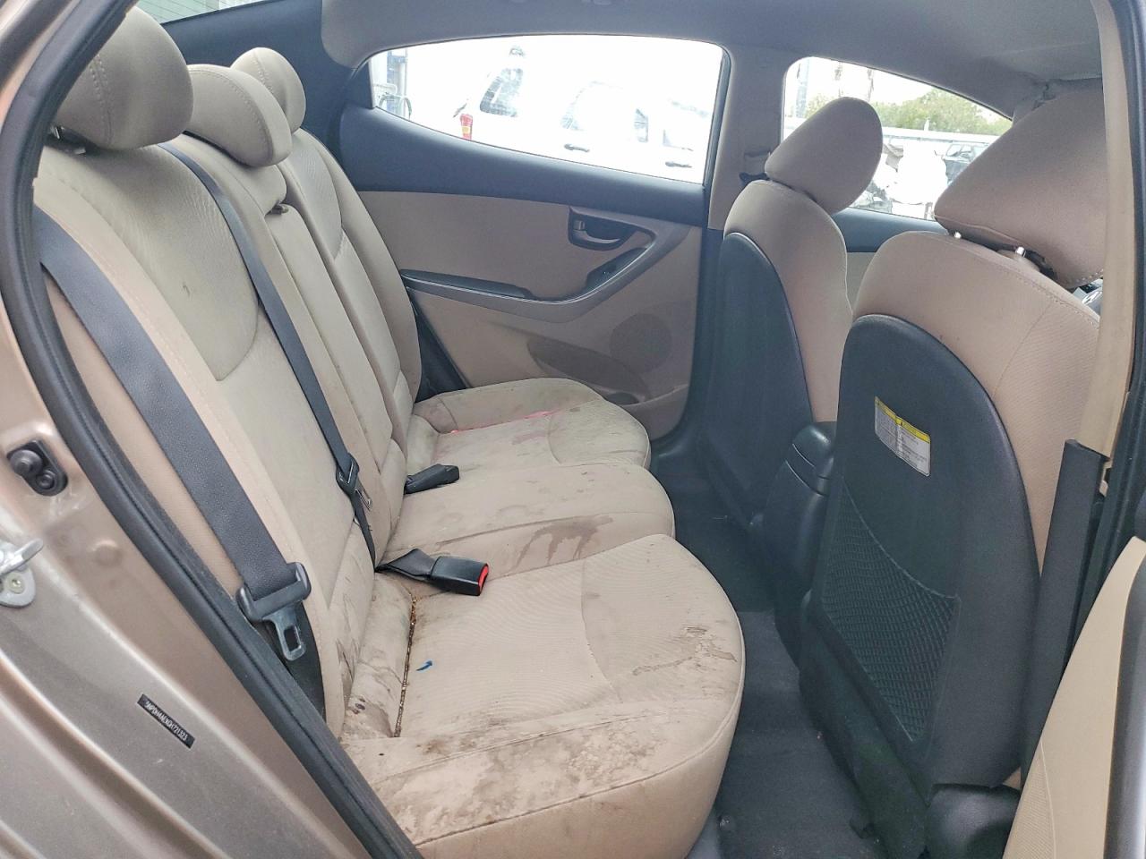 2016 HYUNDAI ELANTRA SE photo 19