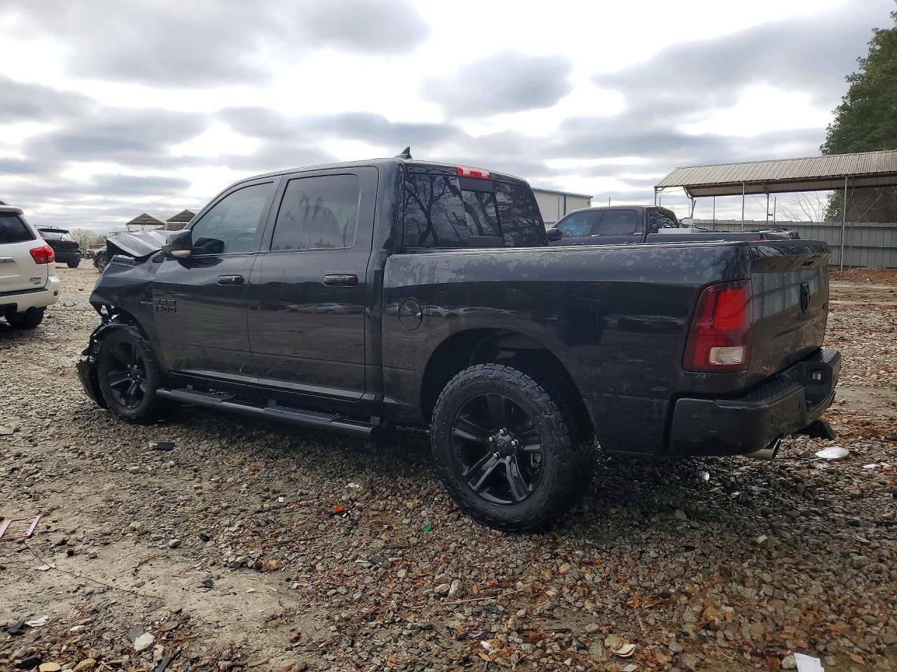 2017 RAM 1500 SPORT photo 2