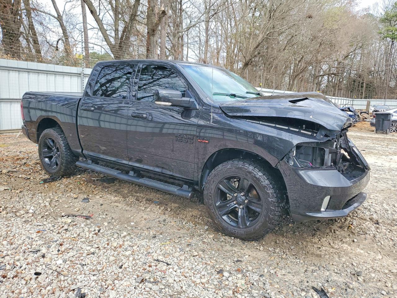 2017 RAM 1500 SPORT photo 4