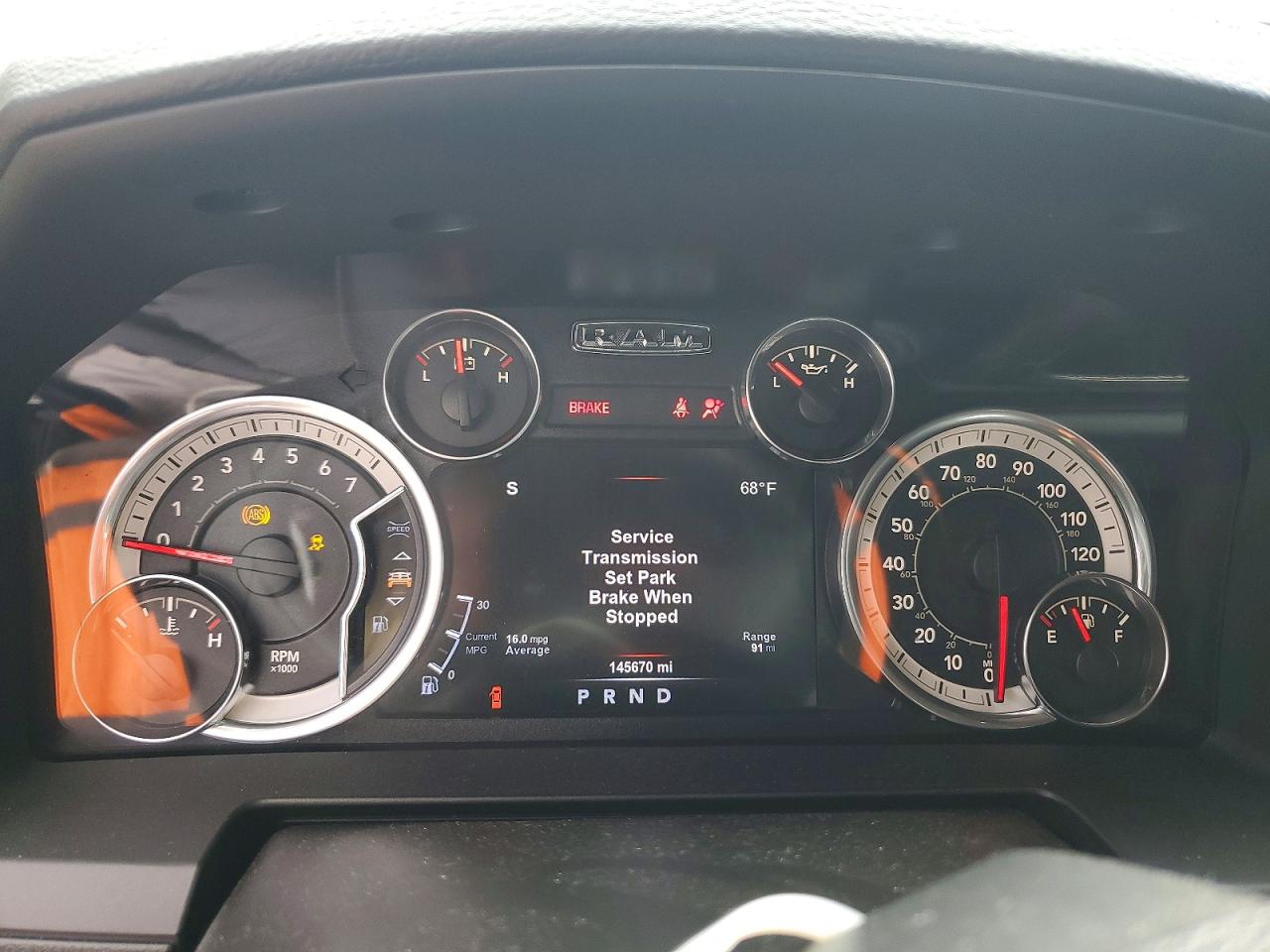 2017 RAM 1500 SPORT photo 9