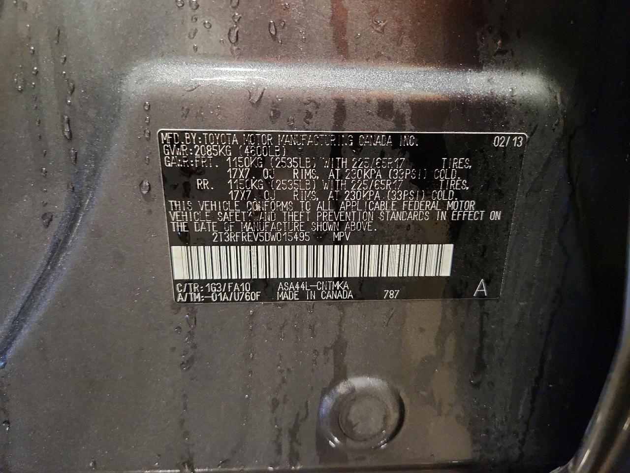 2013 TOYOTA RAV4 XLE photo 27