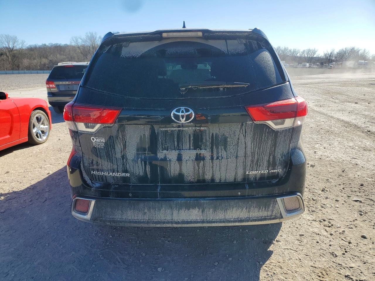 2019 TOYOTA HIGHLANDER LIMITED PLATINUM photo 6