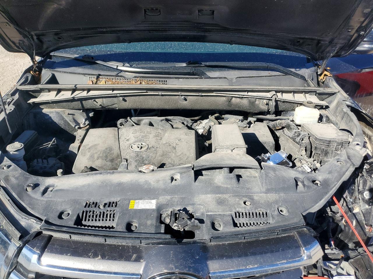 2019 TOYOTA HIGHLANDER LIMITED PLATINUM photo 12