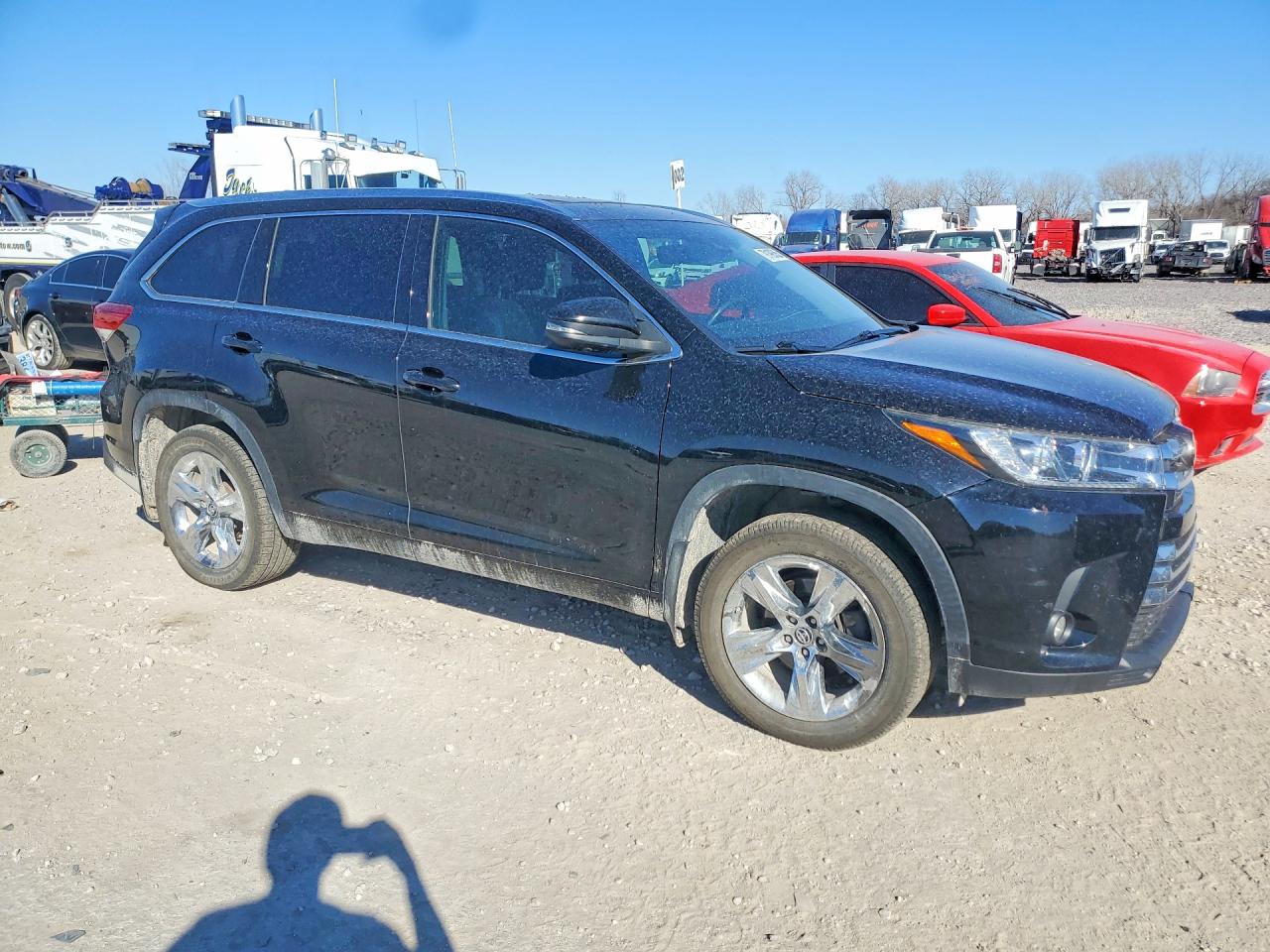 2019 TOYOTA HIGHLANDER LIMITED PLATINUM photo 4