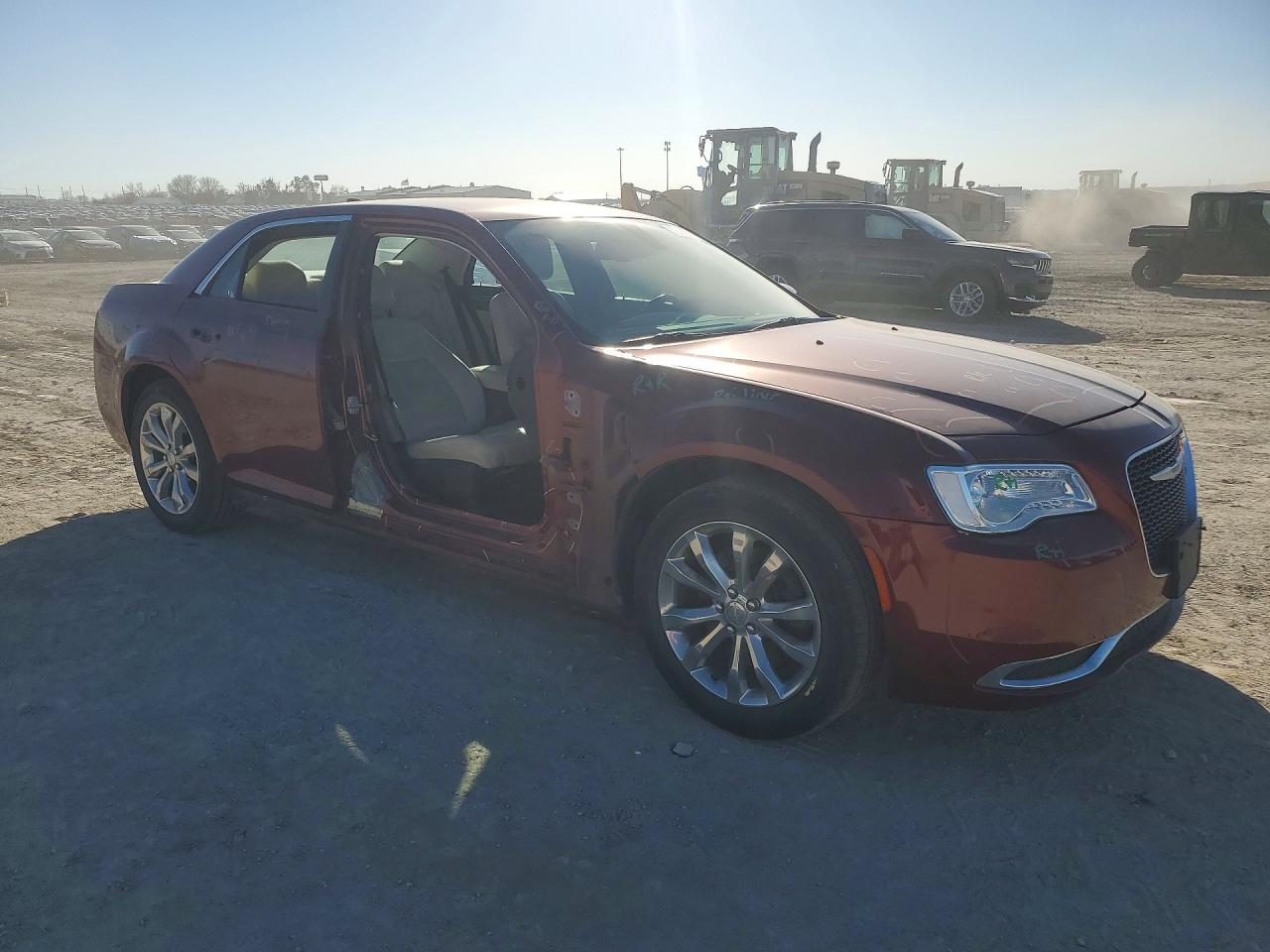 2016 CHRYSLER 300 LIMITED photo 4