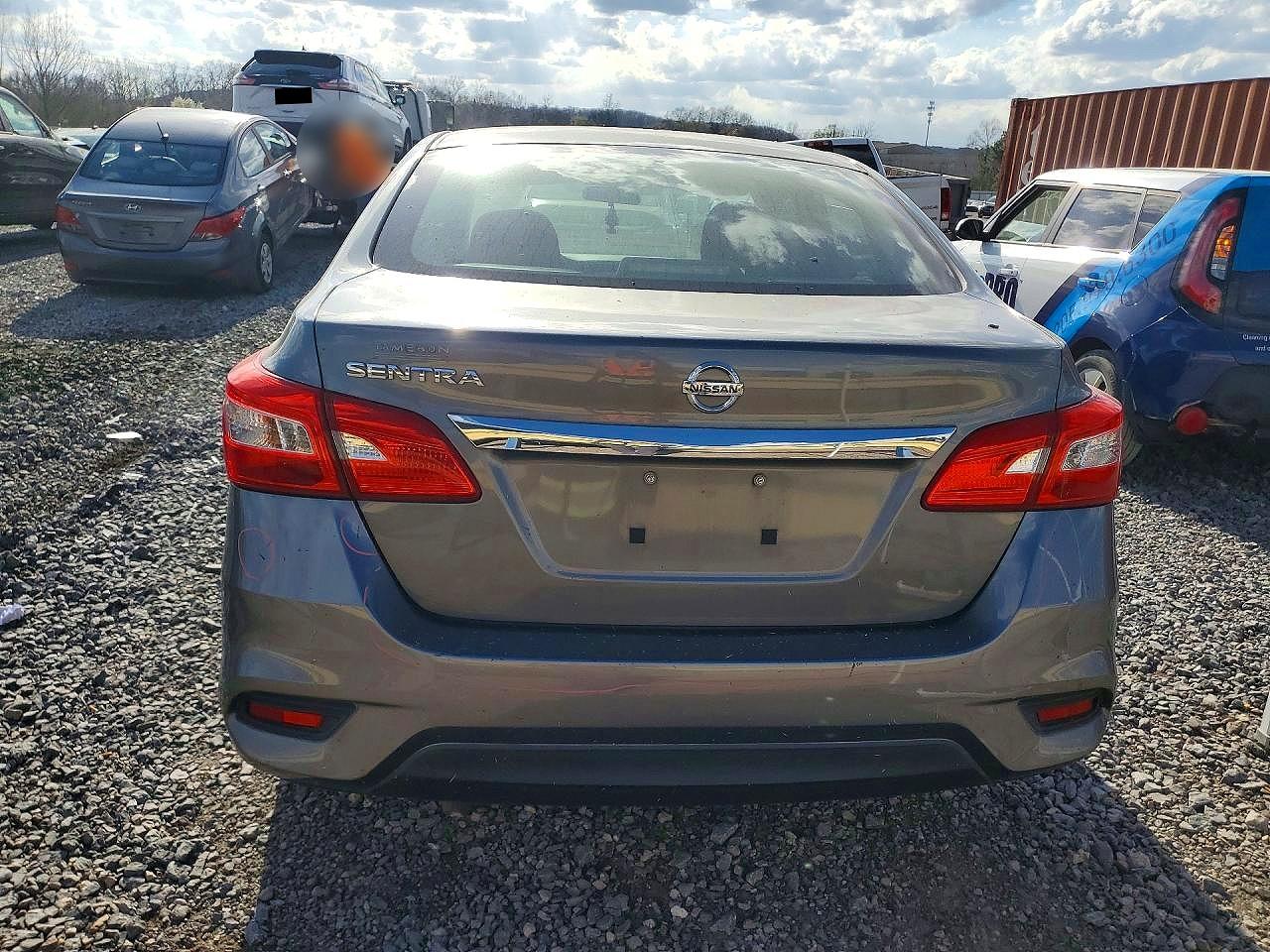 2017 NISSAN SENTRA S photo 6