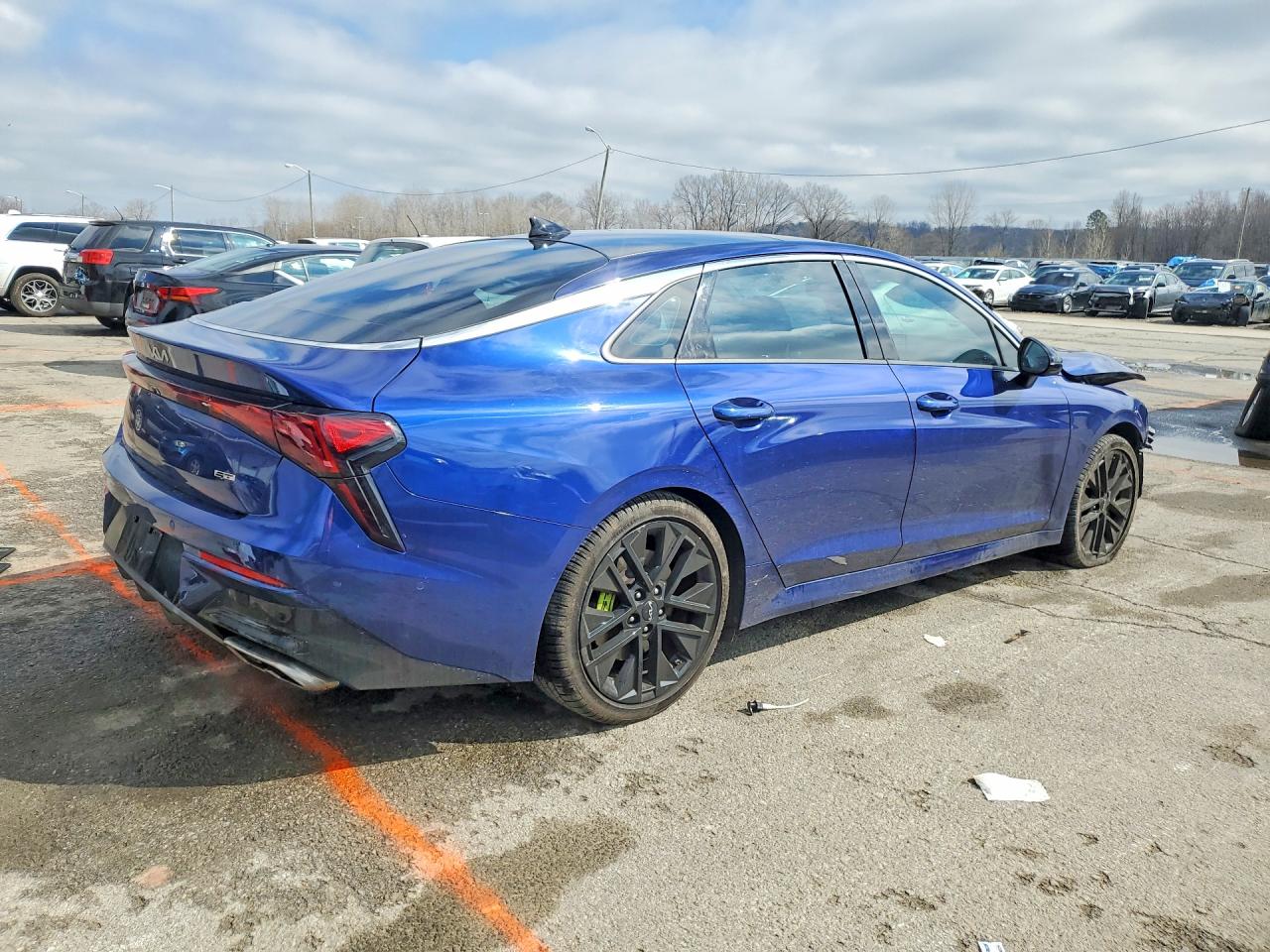 2025 KIA K5 GT photo 5