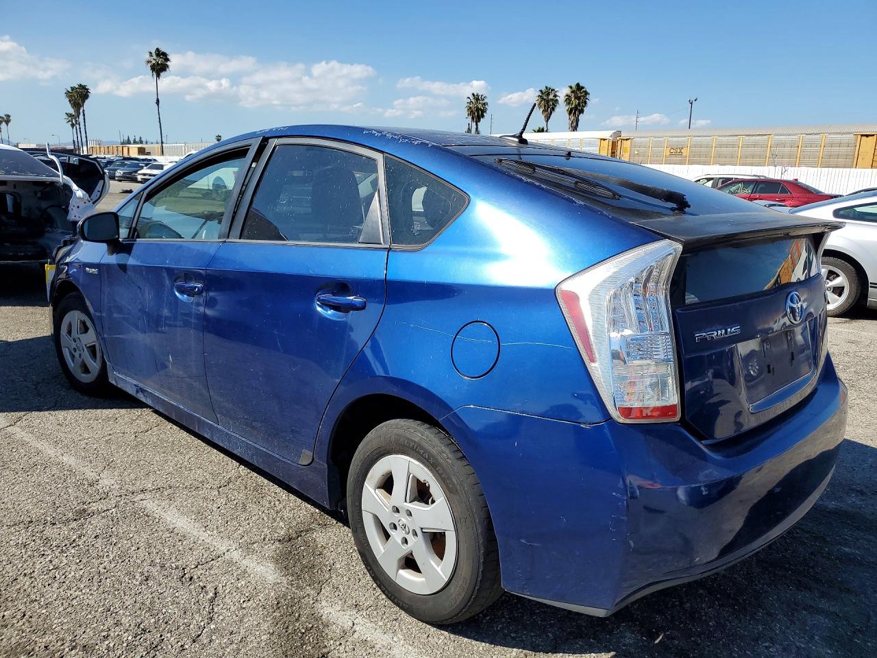 2010 TOYOTA PRIUS IV photo 2