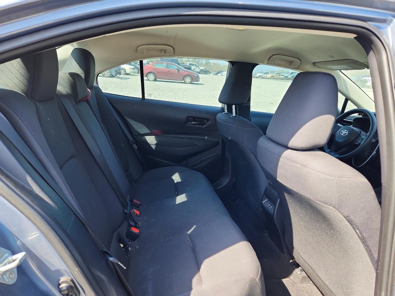 2024 TOYOTA COROLLA LE photo 28