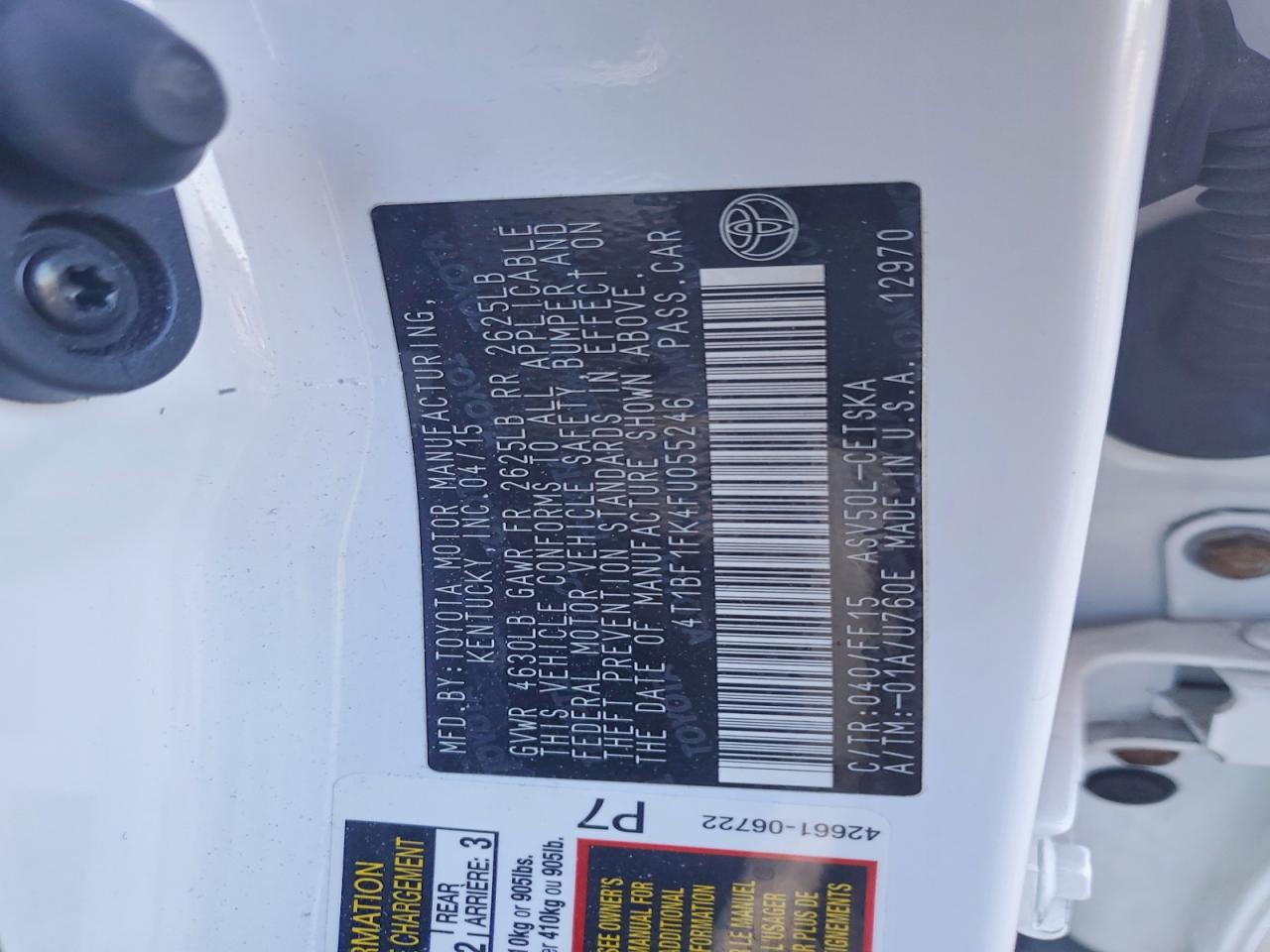 2015 TOYOTA CAMRY SE photo 12