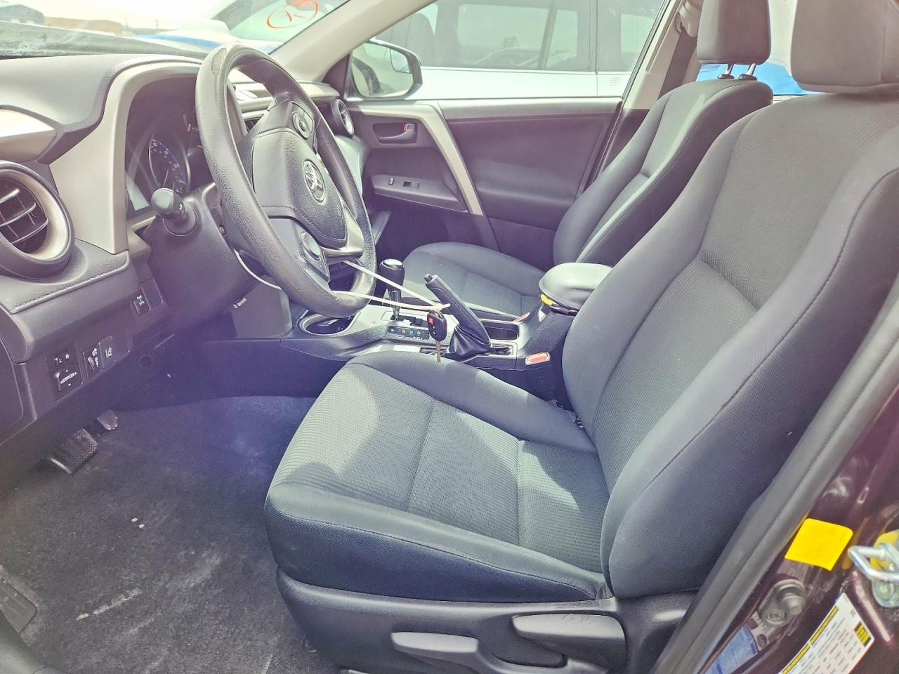 2017 TOYOTA RAV4 LE photo 7