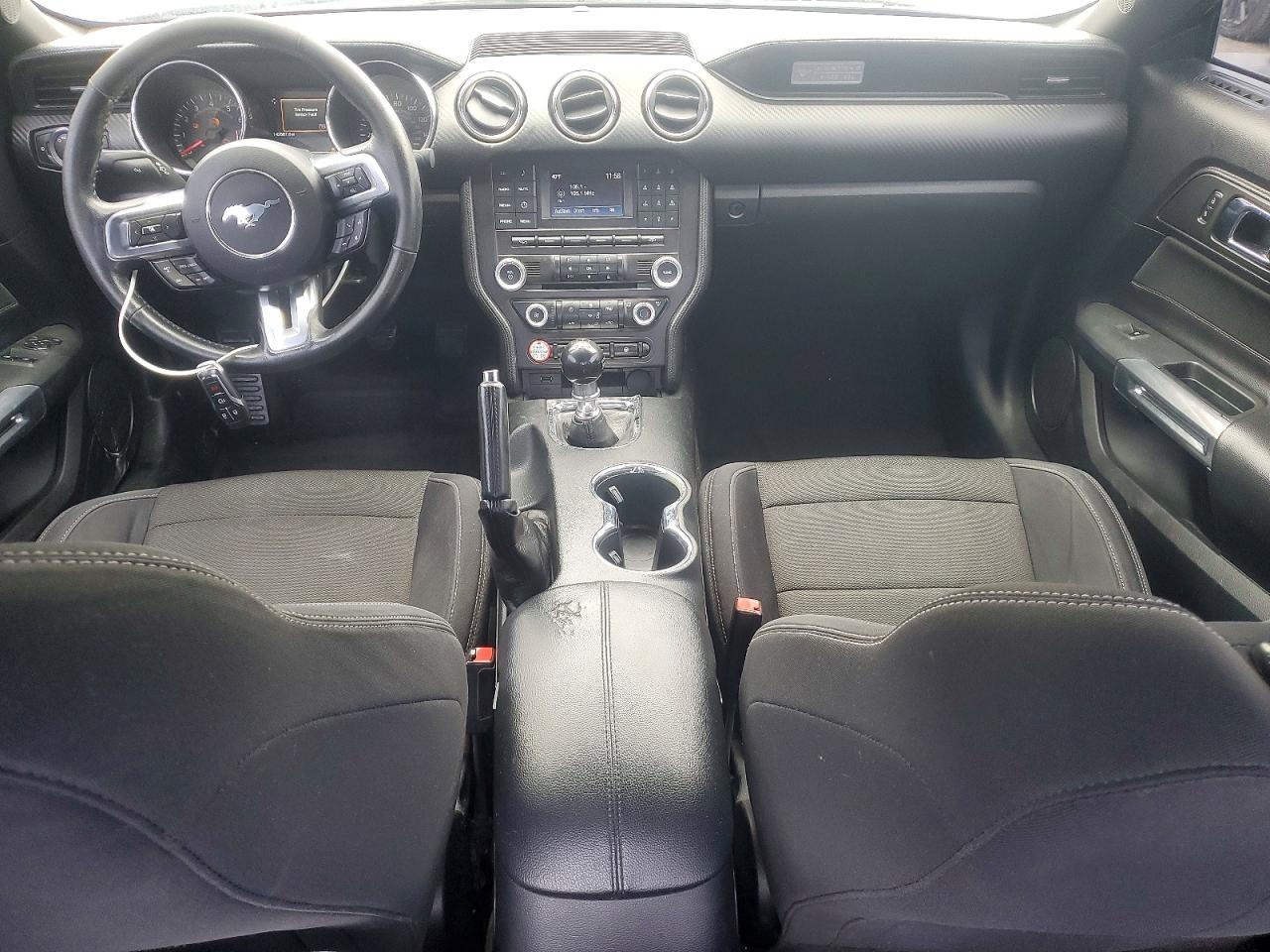 2016 FORD MUSTANG photo 15