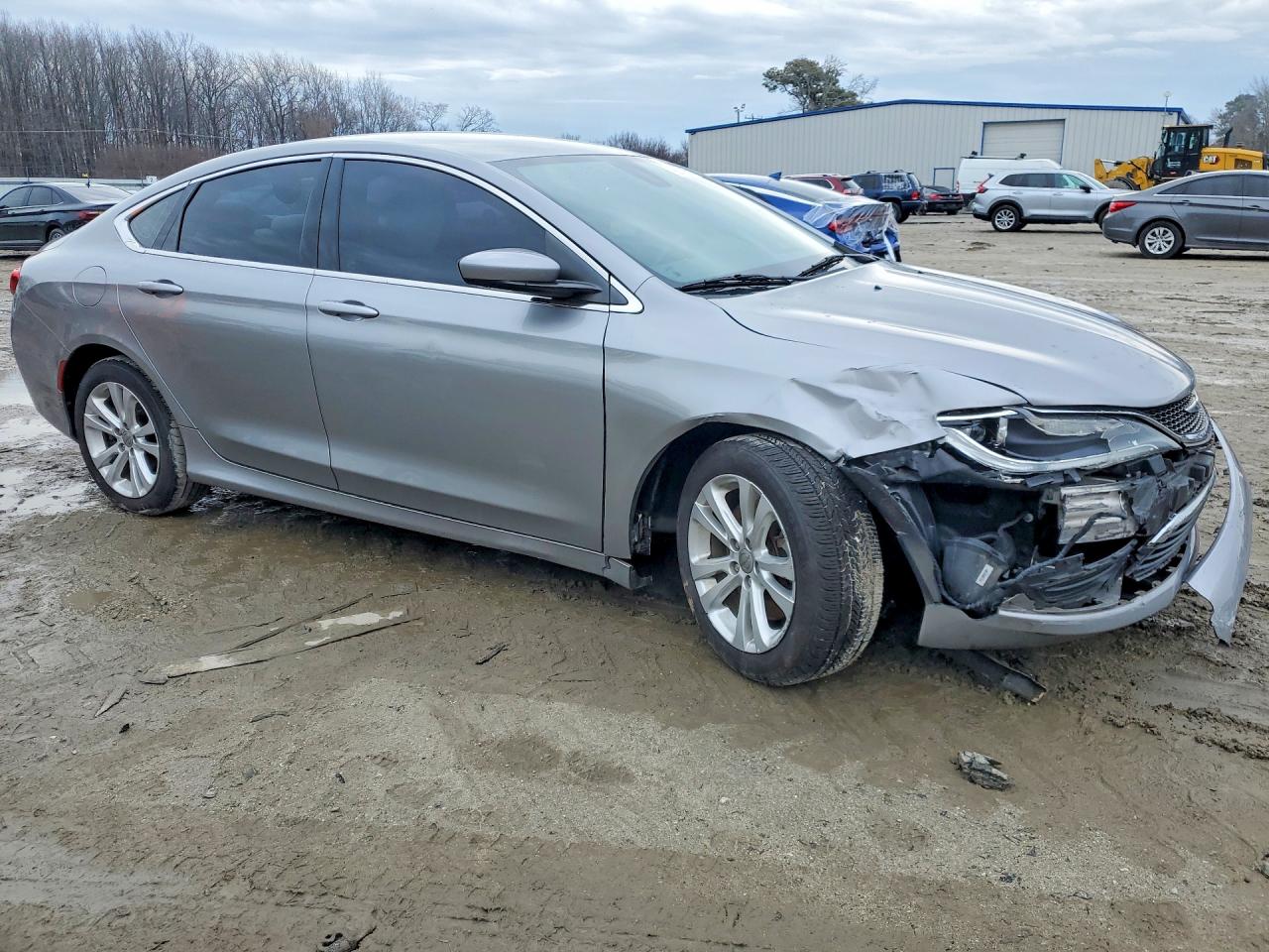 2015 CHRYSLER 200 LIMITED photo 4