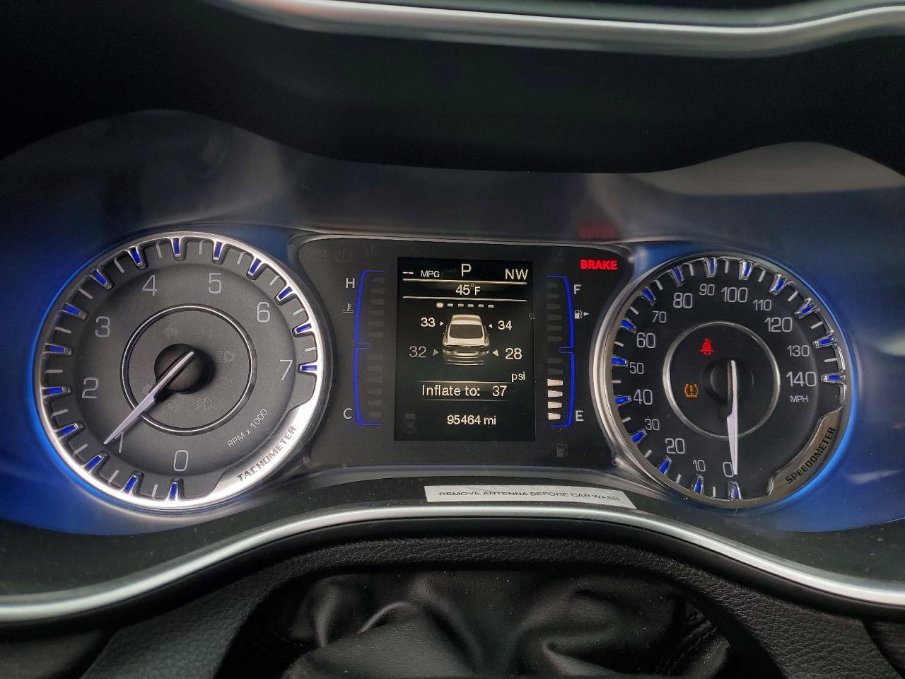 2015 CHRYSLER 200 LIMITED photo 9