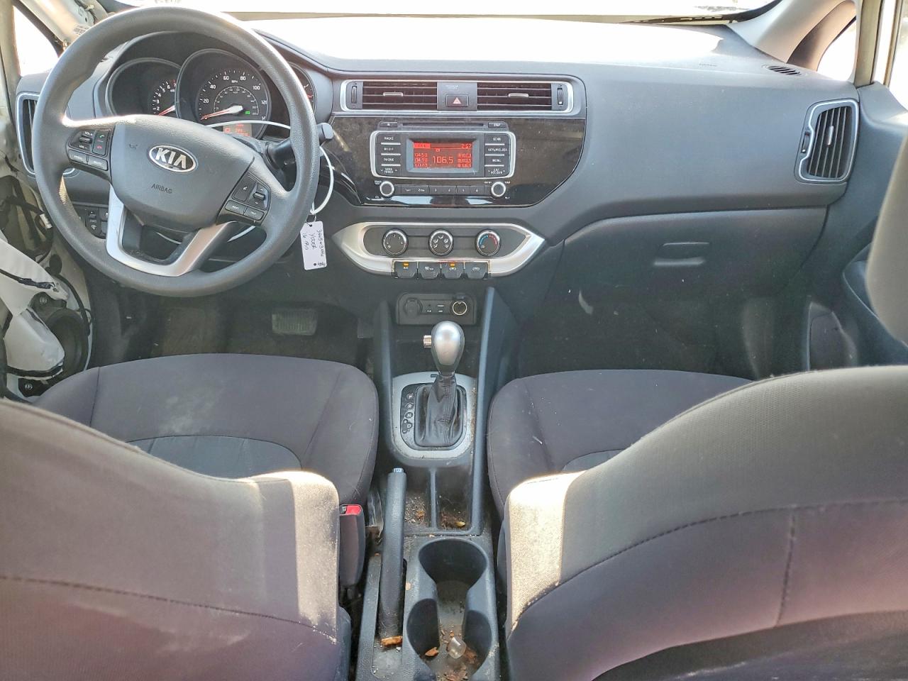 2016 KIA RIO LX photo 8