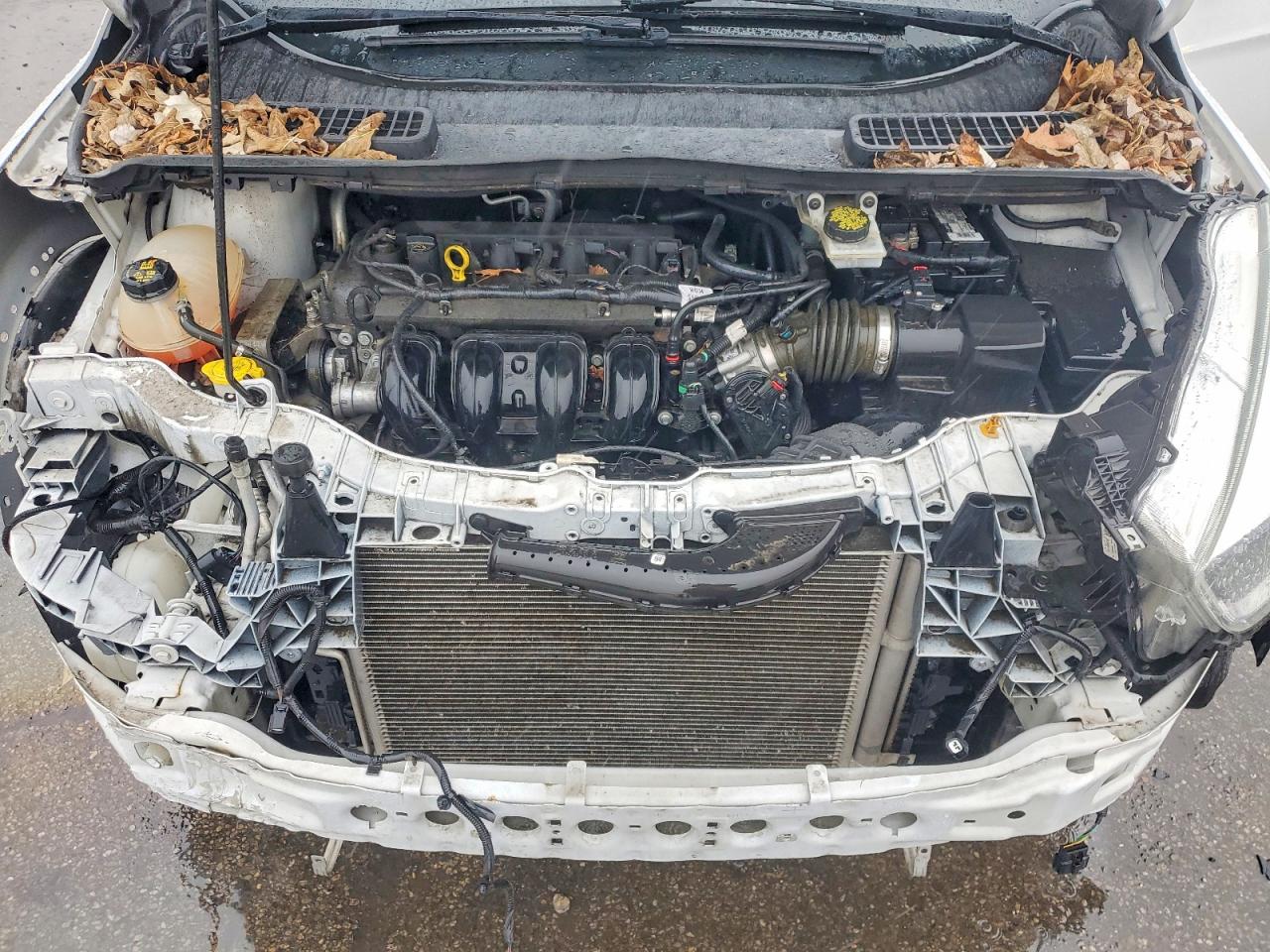 2017 FORD ESCAPE S photo 12