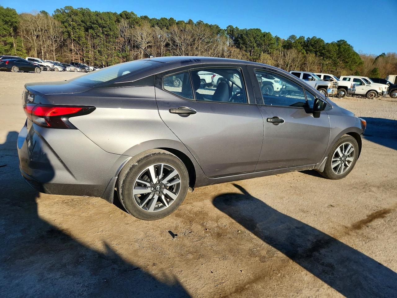 2024 NISSAN VERSA S photo 7