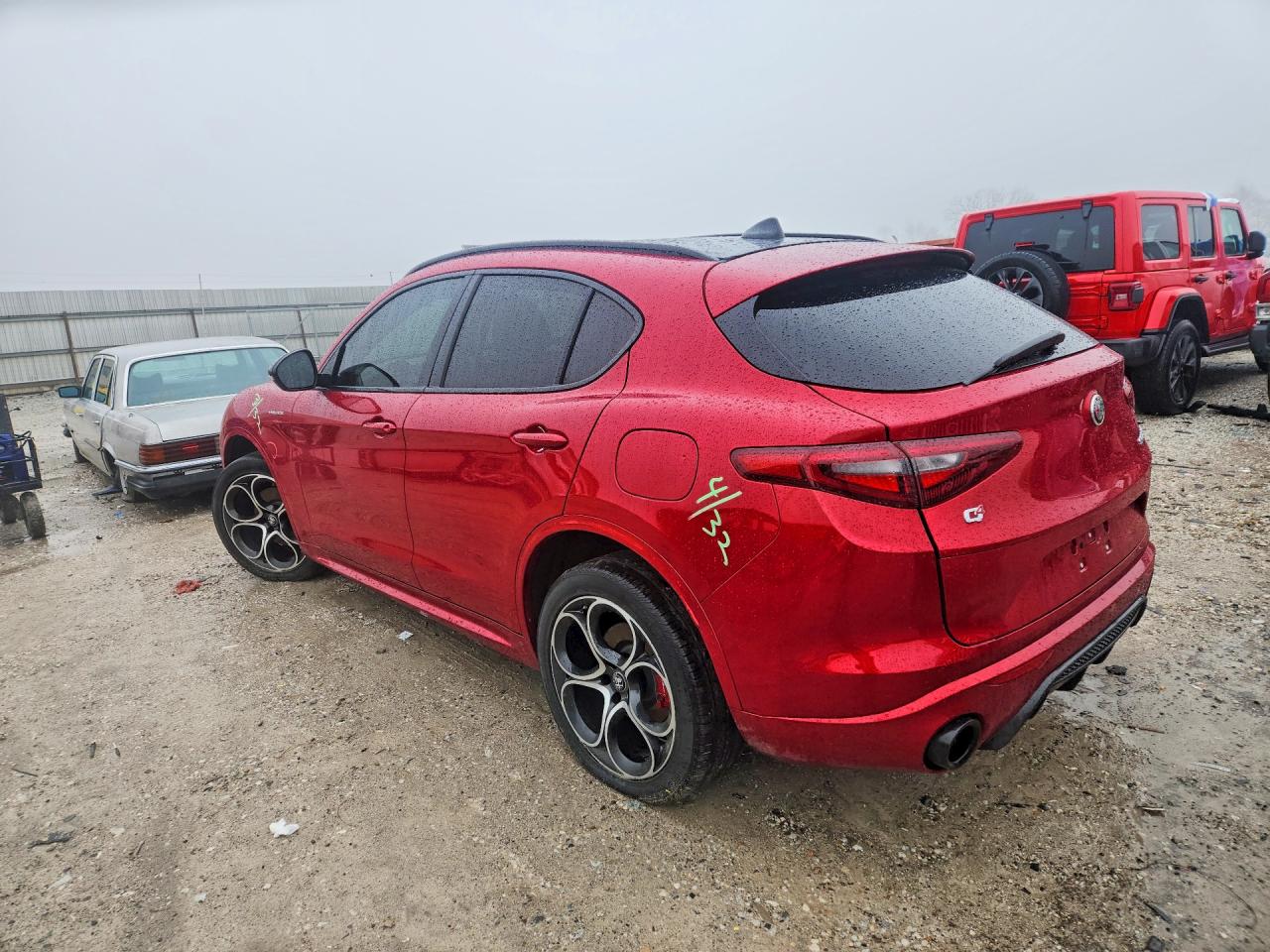 2022 ALFA ROMEO STELVIO TI photo 3