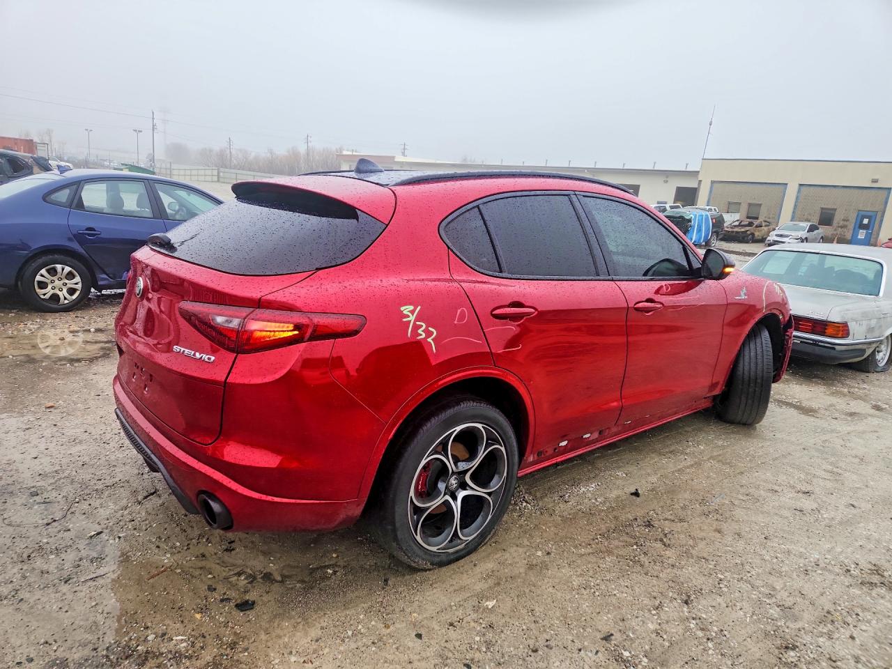 2022 ALFA ROMEO STELVIO TI photo 5