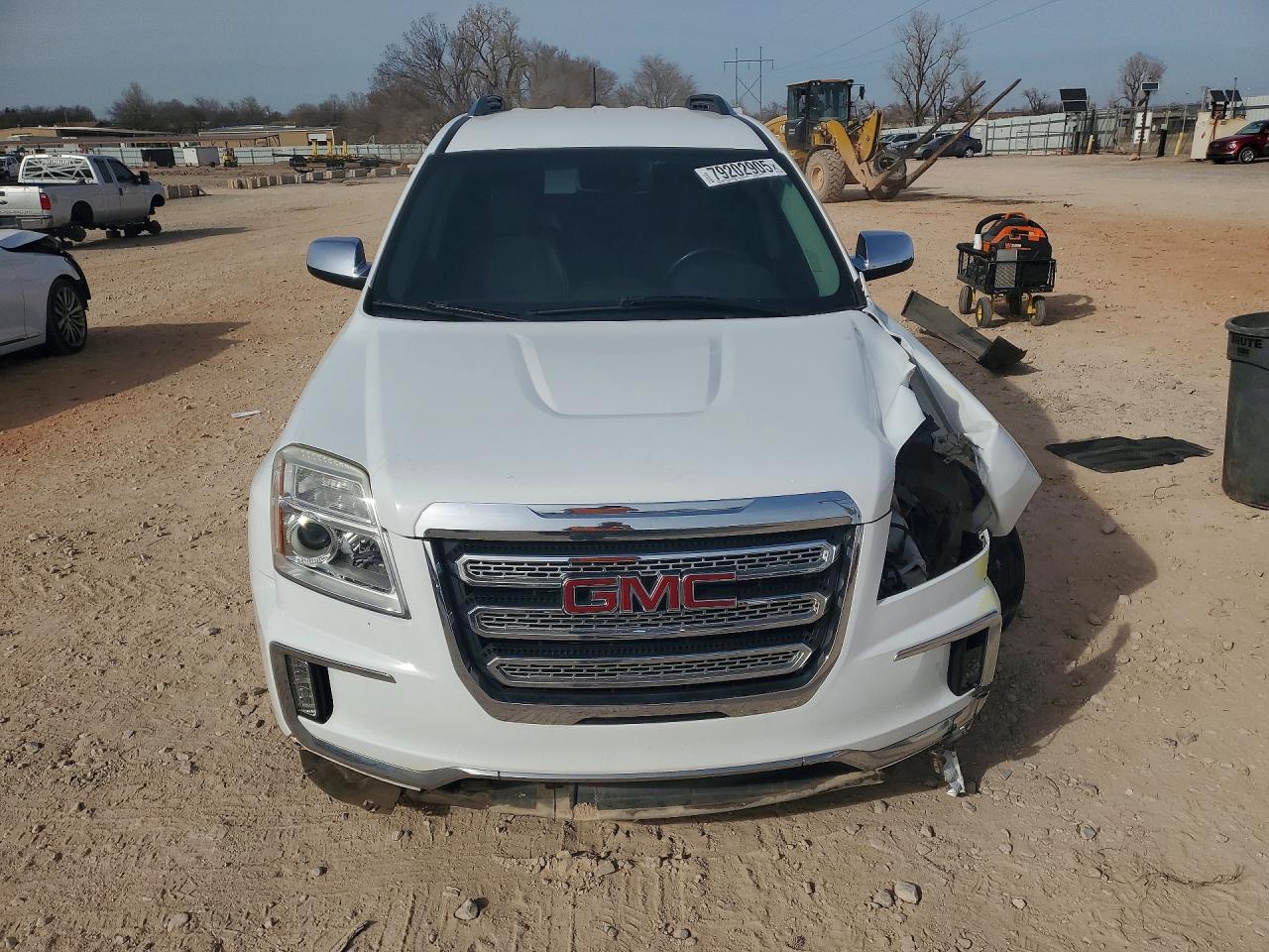 2017 GMC TERRAIN SLT photo 13