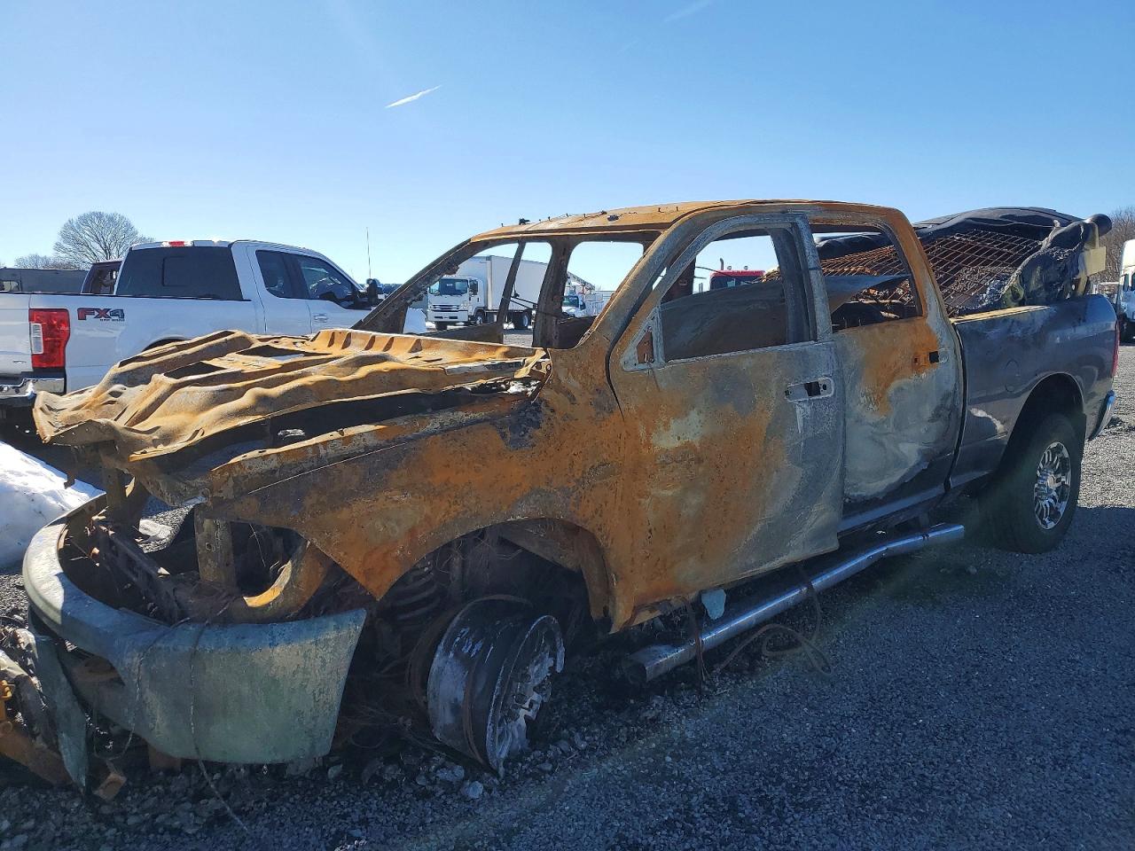 2017 RAM 2500 ST photo 19