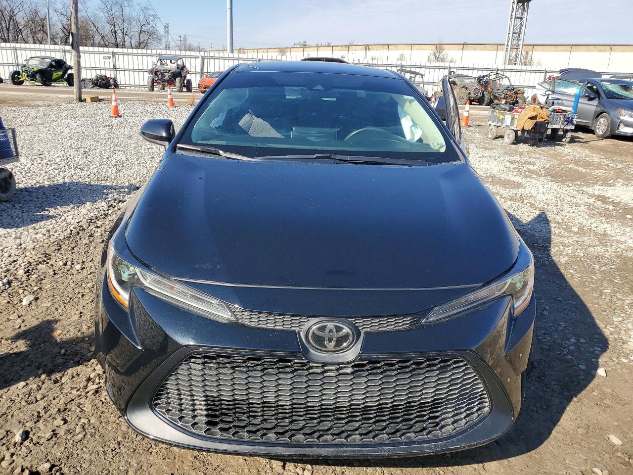 2020 TOYOTA COROLLA LE photo 9