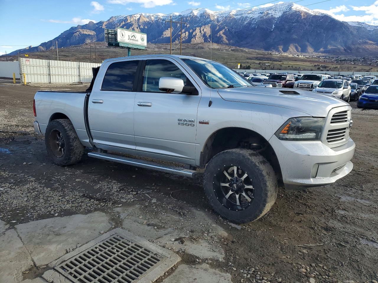 2015 RAM 1500 SPORT photo 4