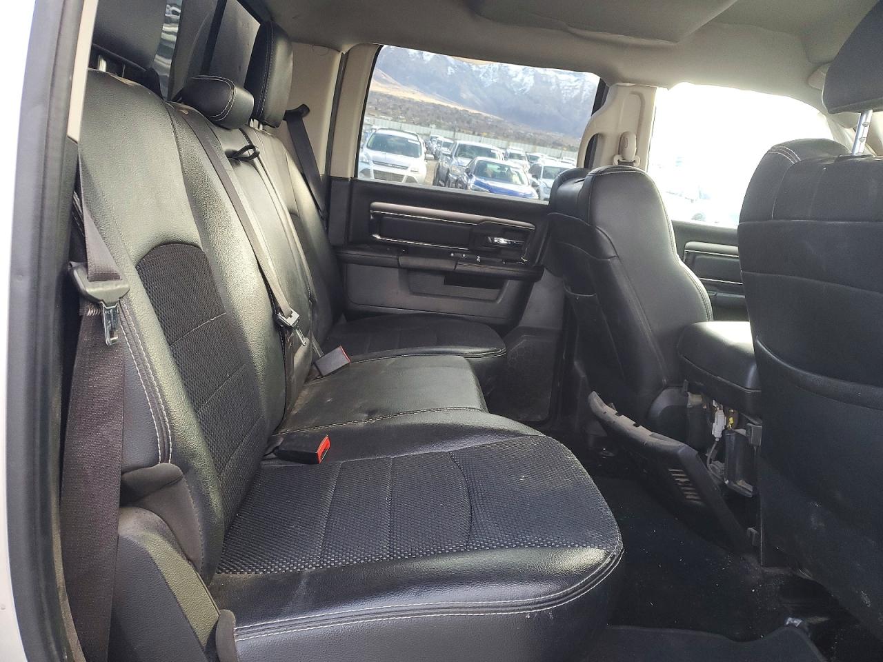 2015 RAM 1500 SPORT photo 10