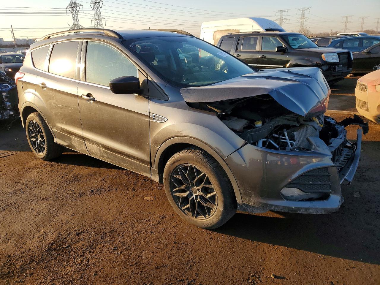 2016 FORD ESCAPE SE photo 4
