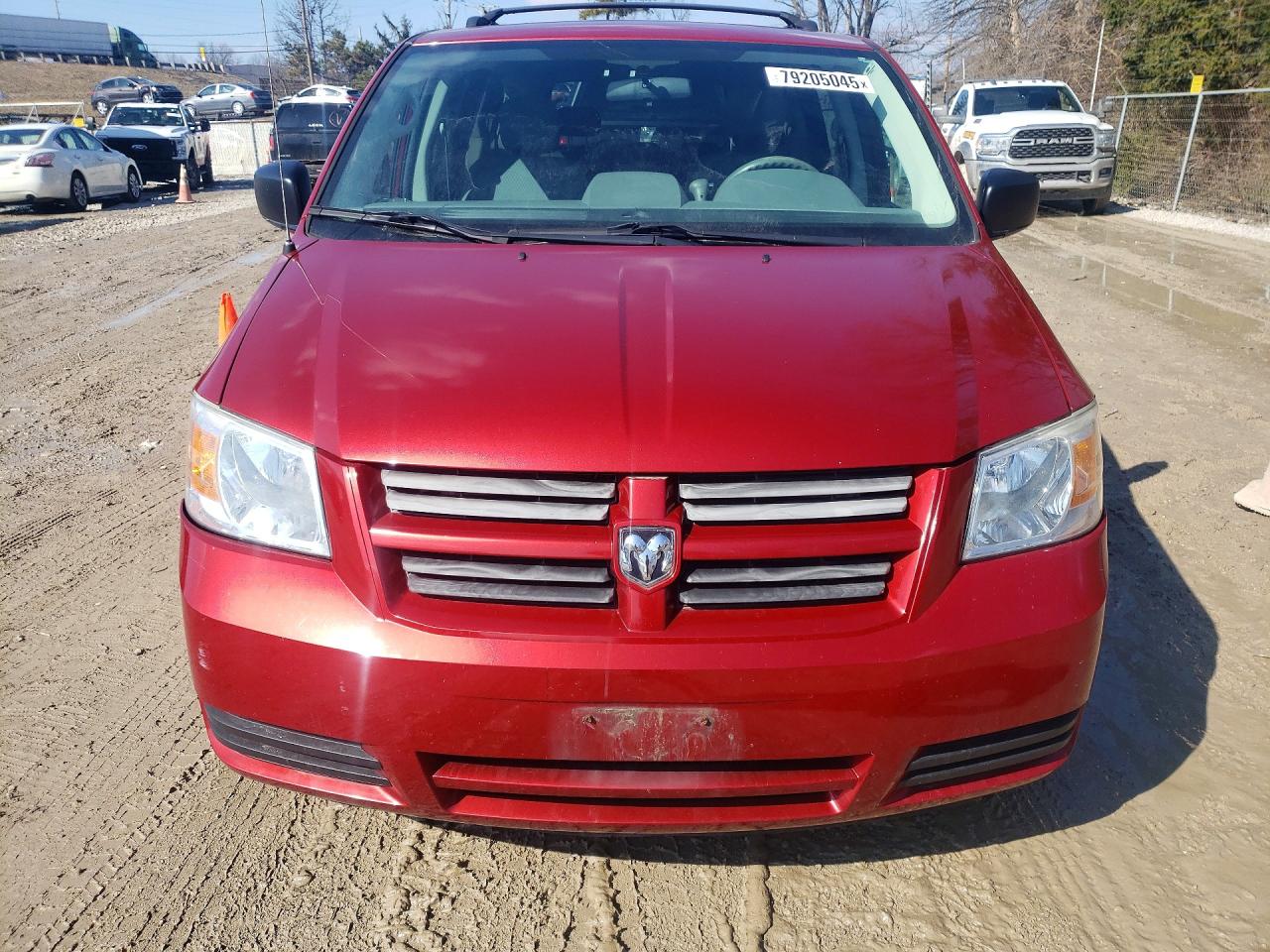 2010 DODGE GRAND CARAVAN SE photo 5