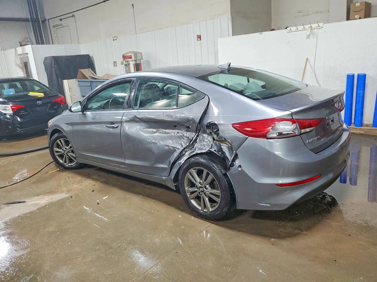 2018 HYUNDAI ELANTRA VALUE EDITION photo 2