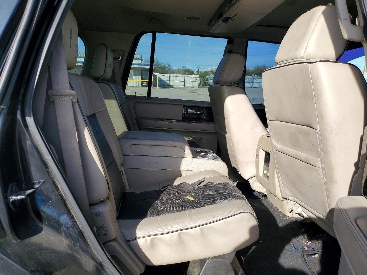 2008 LINCOLN NAVIGATOR photo 31